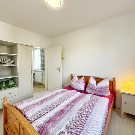 - Emma - Meerblick * Sassnitz